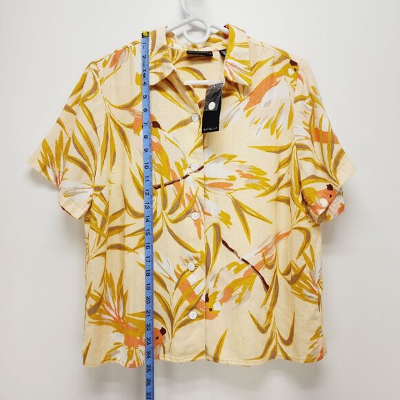 Rafaella Womens Short Sleeve Button-Down Shirt size M Linen-Blend Tropical Print - Picture 4 of 8